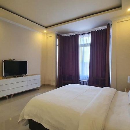Grand Puri Hotel Batununggul ภายนอก รูปภาพ