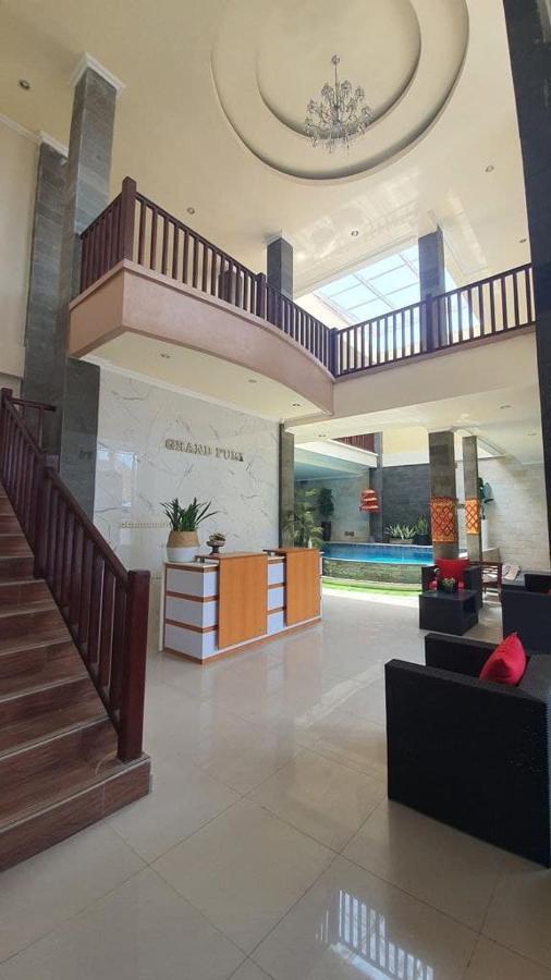 Grand Puri Hotel Batununggul ภายนอก รูปภาพ